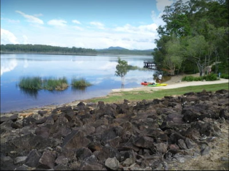 16 Nicolle Court, Mooloolah Valley QLD 4553