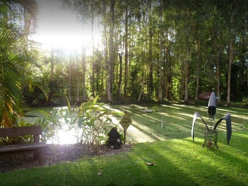 16 Nicolle Court, Mooloolah Valley QLD 4553