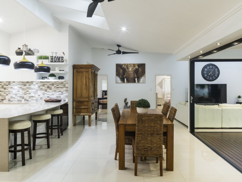 27 Kewarra Street, Kewarra Beach QLD 4879