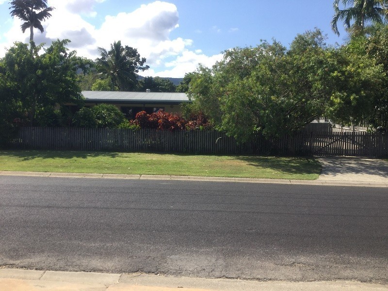 18 Baines Street, Clifton Beach QLD 4879