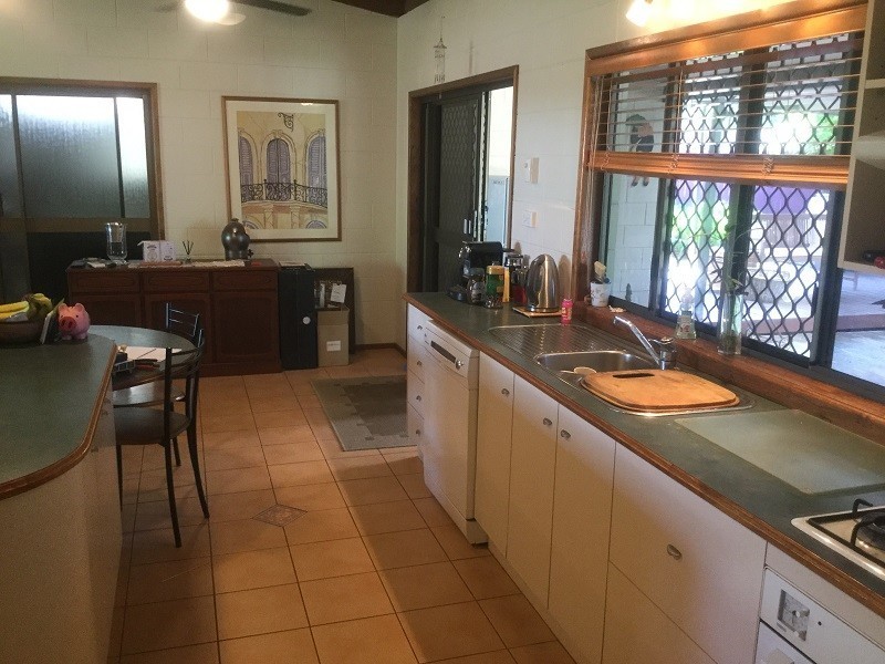 18 Baines Street, Clifton Beach QLD 4879