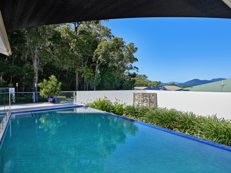 51 Crowsnest Terrace, Trinity Beach QLD 4879