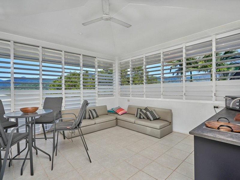 51 Crowsnest Terrace, Trinity Beach QLD 4879