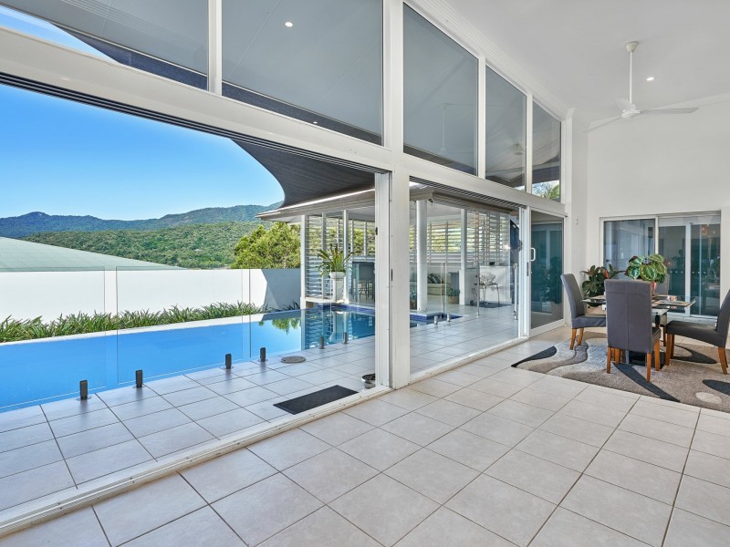 51 Crowsnest Terrace, Trinity Beach QLD 4879