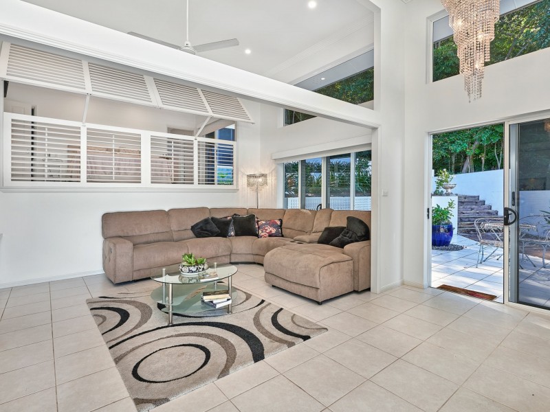 51 Crowsnest Terrace, Trinity Beach QLD 4879