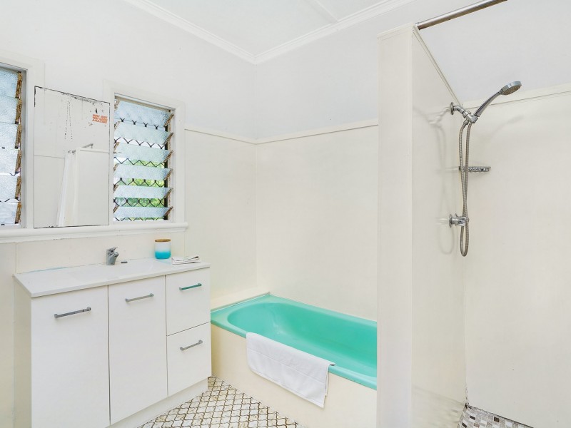 273 Spence Street, Bungalow QLD 4870