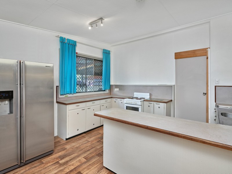 7 Creedy Street, Westcourt QLD 4870