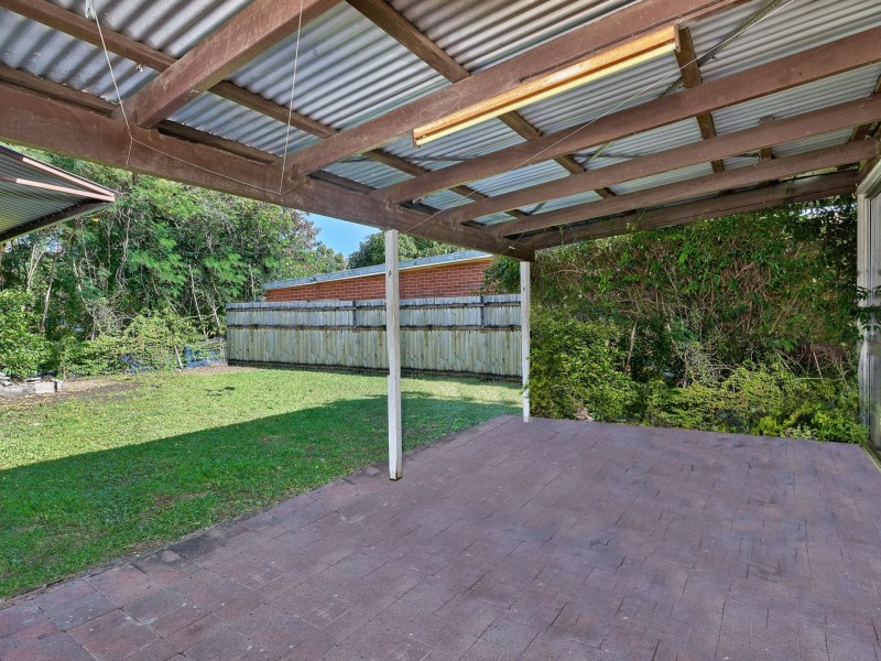 7 Creedy Street, Westcourt QLD 4870