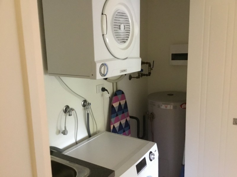 8/9-15 McLean Steet, Cairns North QLD 4870