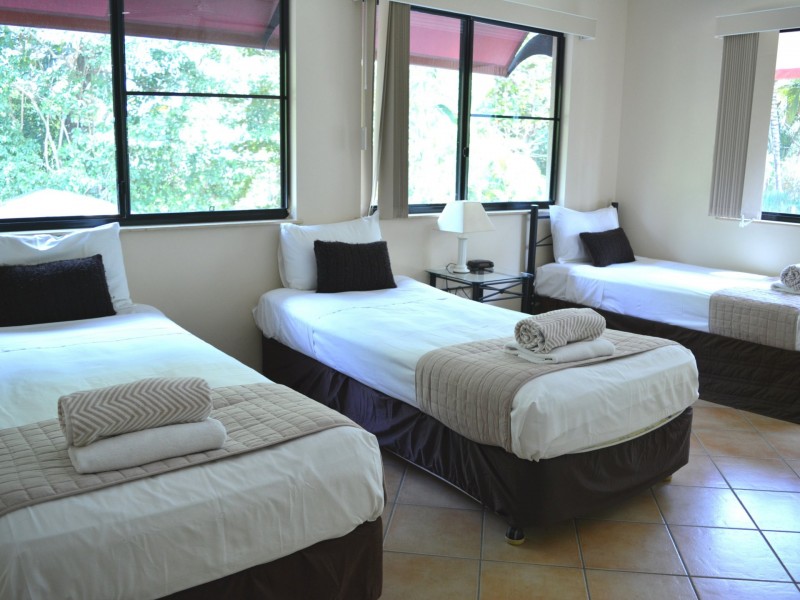 3/77 SIMS ESPLANADE, Yorkeys Knob QLD 4878