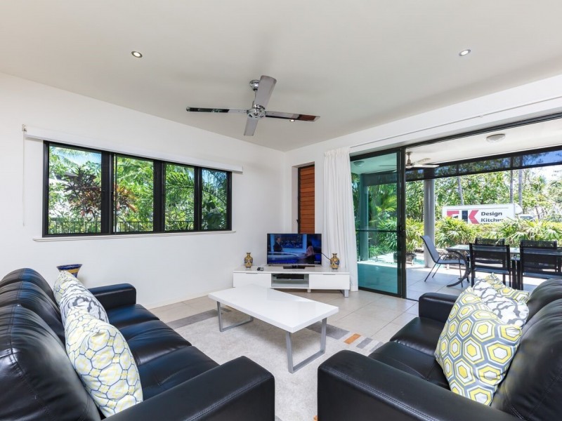 Apartment 1/33 Sims Esplanade, Yorkeys Knob QLD 4878