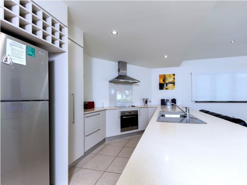 Apartment 1/33 Sims Esplanade, Yorkeys Knob QLD 4878