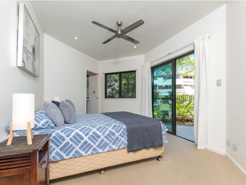 Apartment 1/33 Sims Esplanade, Yorkeys Knob QLD 4878