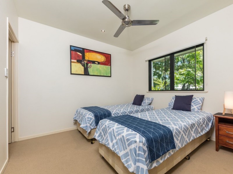 Apartment 1/33 Sims Esplanade, Yorkeys Knob QLD 4878