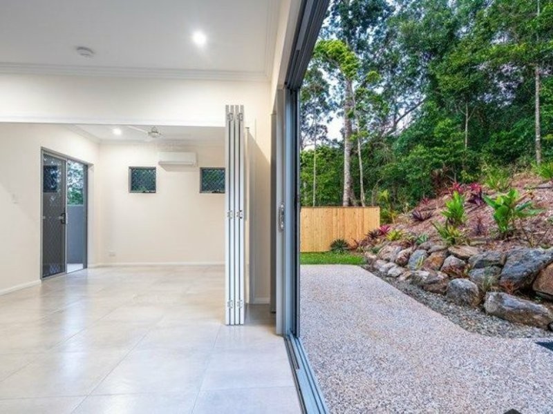 2/26 Eagleview close, Smithfield QLD 4878