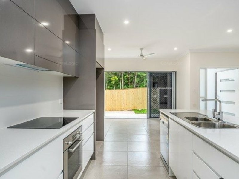 2/26 Eagleview close, Smithfield QLD 4878