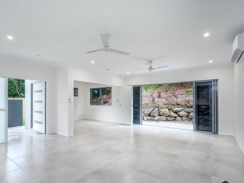 2/26 Eagleview close, Smithfield QLD 4878