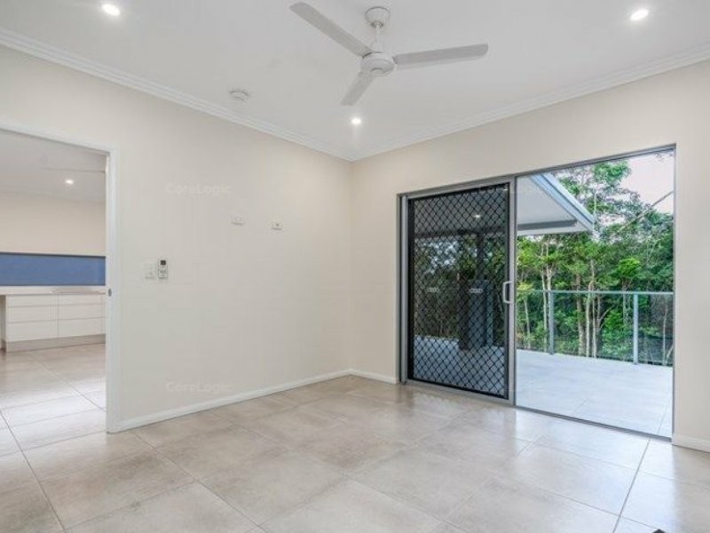 2/26 Eagleview close, Smithfield QLD 4878