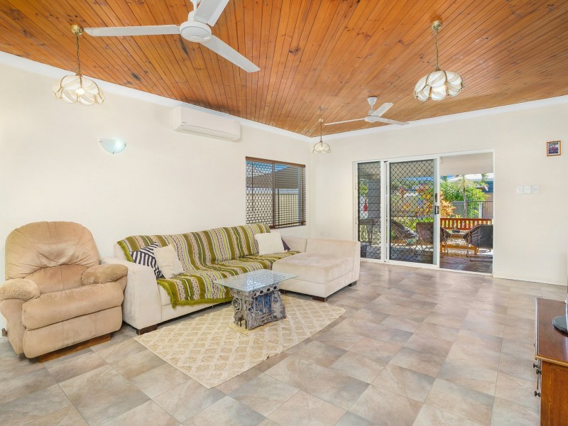 16 Derby Street, Yorkeys Knob QLD 4878
