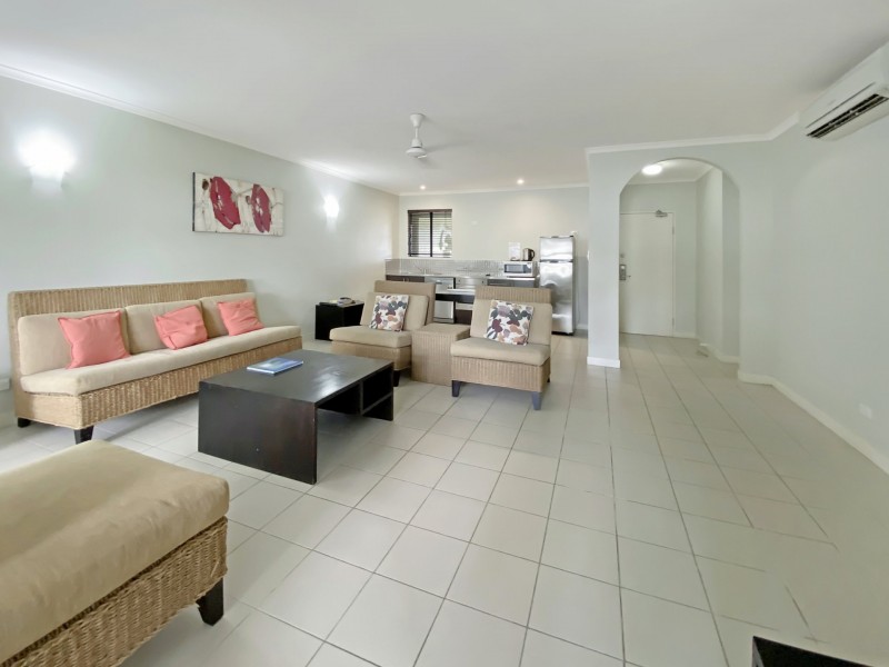 17/81-85 Cedar Road, Palm Cove QLD 4879