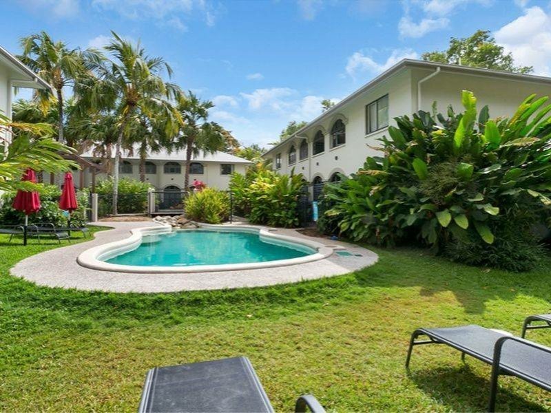 17/81-85 Cedar Road, Palm Cove QLD 4879
