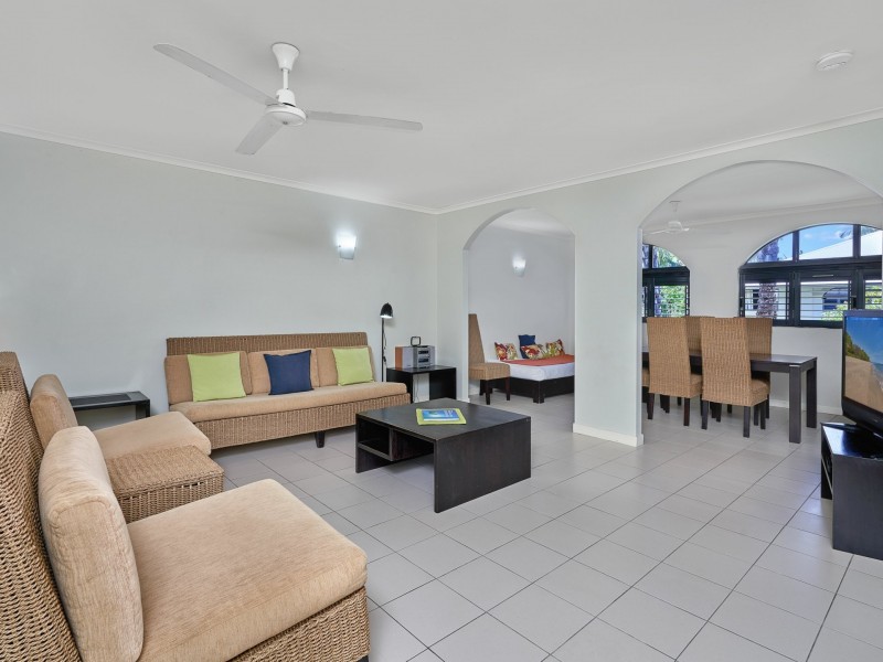 Apartment 30/81-85 Cedar Road, Palm Cove QLD 4879