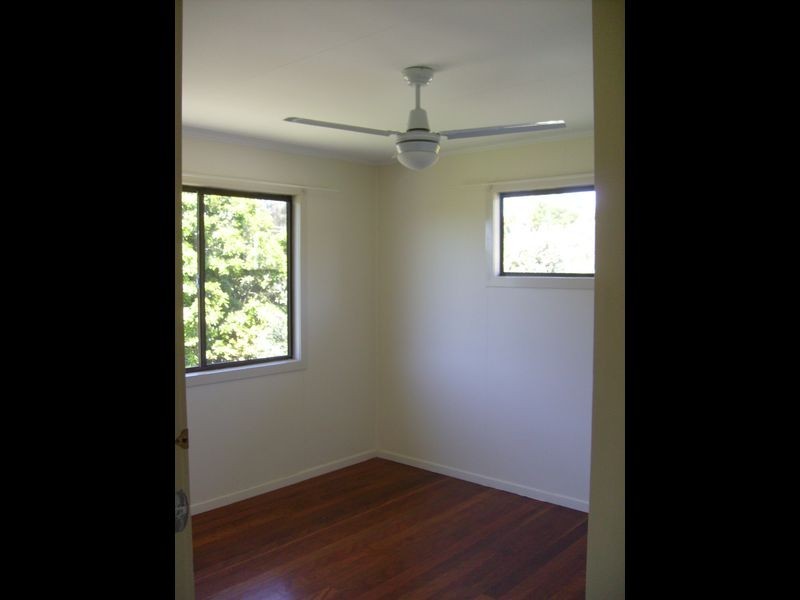 20 Bishop Lane, Beachmere QLD 4510