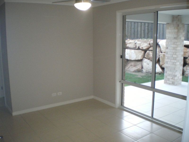 36 Severn Crescent, North Lakes QLD 4509