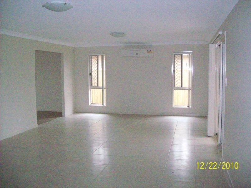 4 Wilton Crt, Morayfield QLD 4506