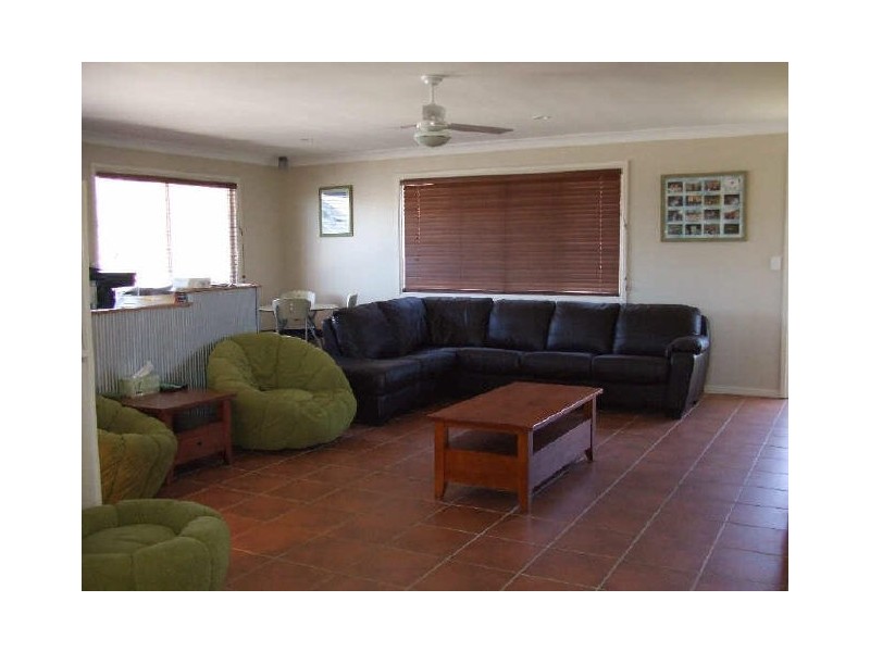 280 Wallace Road, Beachmere QLD 4510