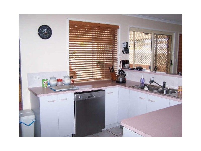 5 Brisbane Crescent, Deception Bay QLD 4508