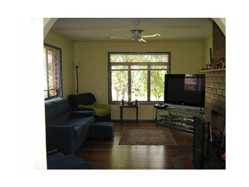 2 Blackwood Street, Morayfield QLD 4506