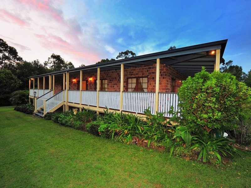 8 Warbler Court, Upper Caboolture QLD 4510