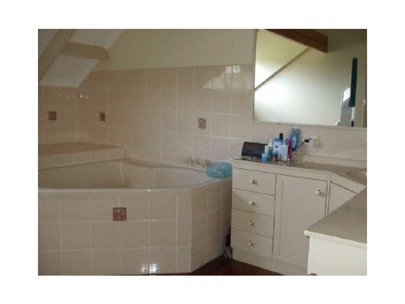 115 Mackney Road, Upper Caboolture QLD 4510