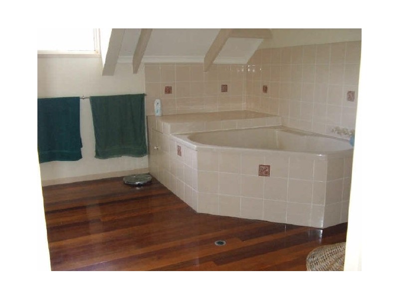 115 Mackney Road, Upper Caboolture QLD 4510