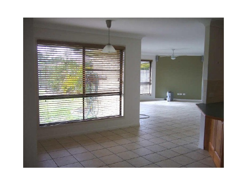 10 Whitfield Court, Narangba QLD 4504