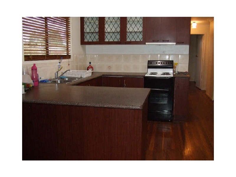17 Portland Street, Morayfield QLD 4506