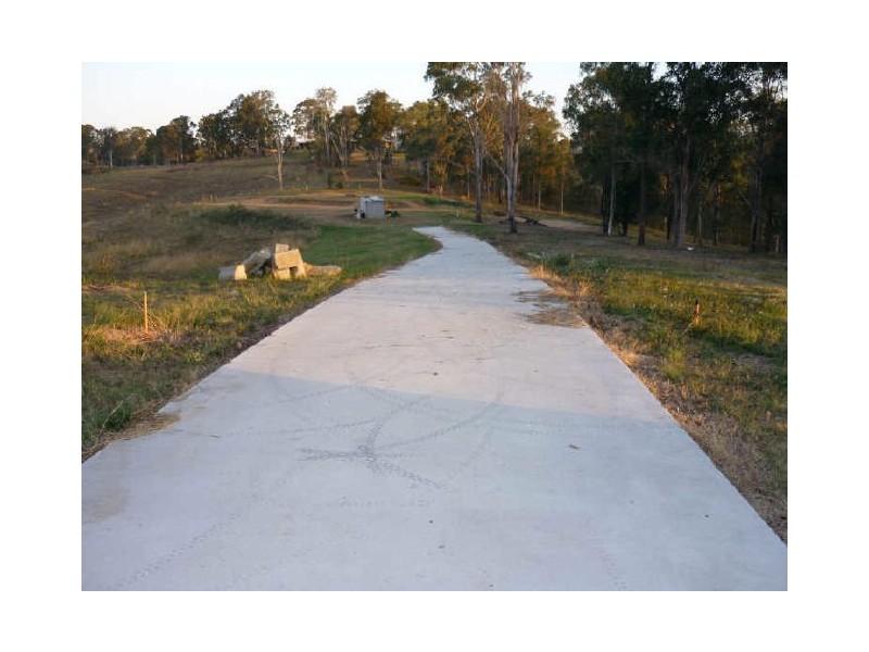 121 Springflats Court, Moorina QLD 4506