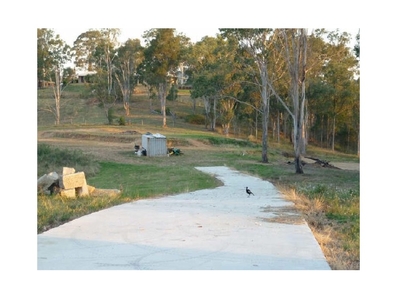 121 Springflats Court, Moorina QLD 4506