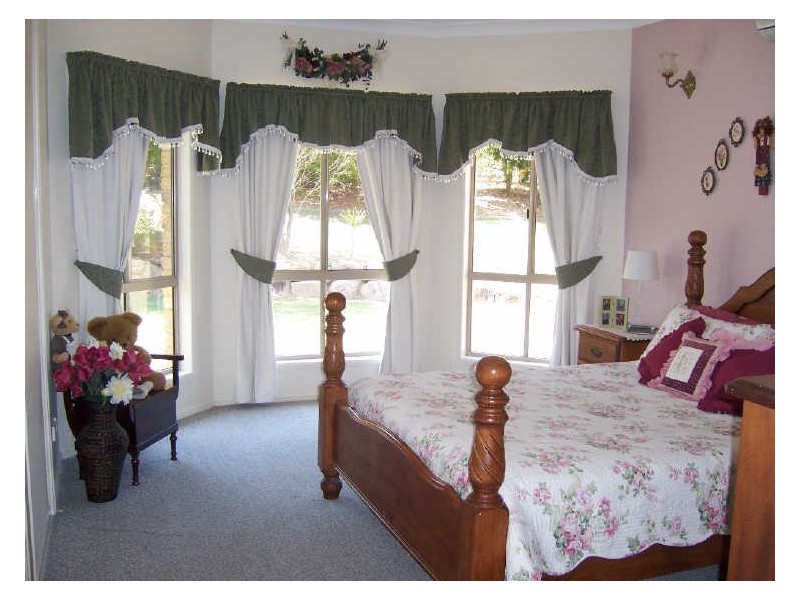 35 Burness Court, Morayfield QLD 4506