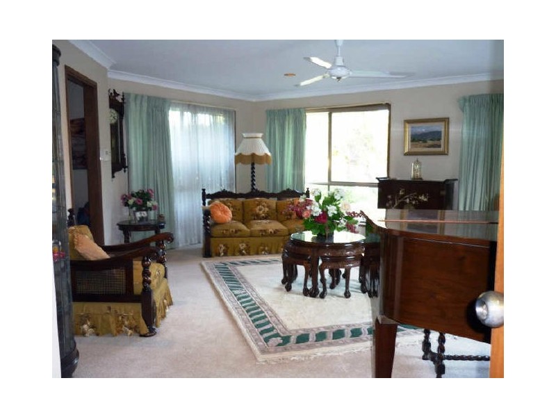 12 Ryloch Court, Burpengary QLD 4505