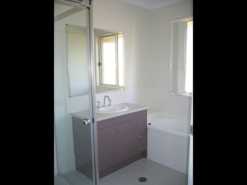 17 Adelaide Drive, Caboolture South QLD 4510