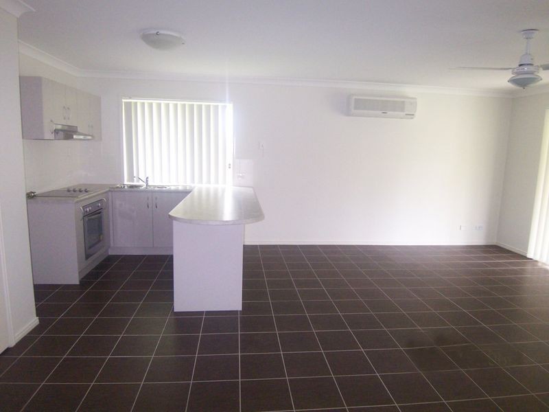 17 Wombat Place, Morayfield QLD 4506