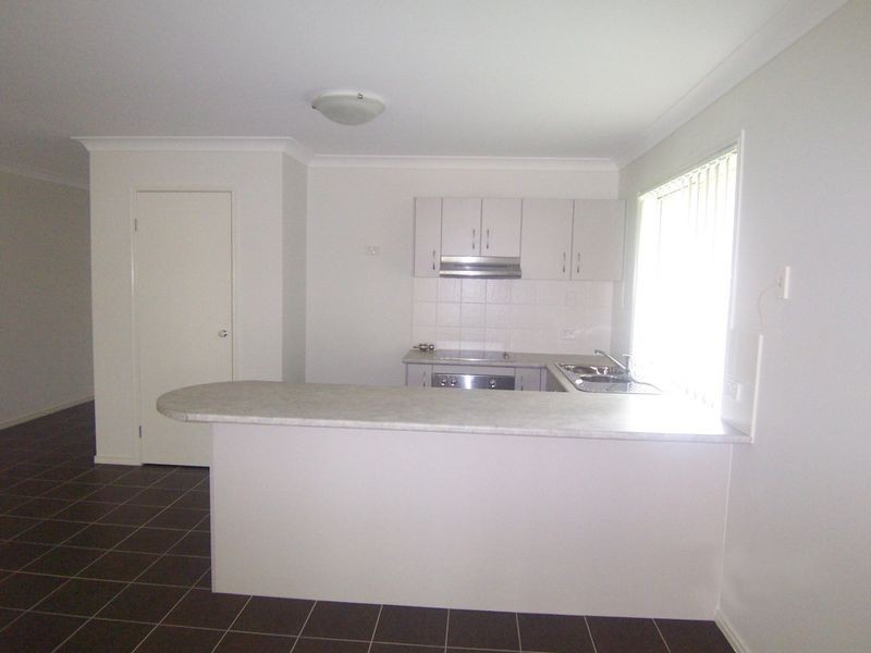 17 Wombat Place, Morayfield QLD 4506