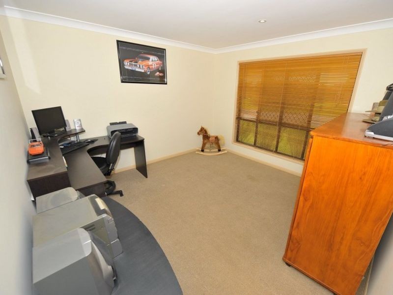 30 Sturt Street, Morayfield QLD 4506