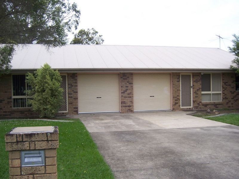 5 Hinkler Court, Morayfield QLD 4506
