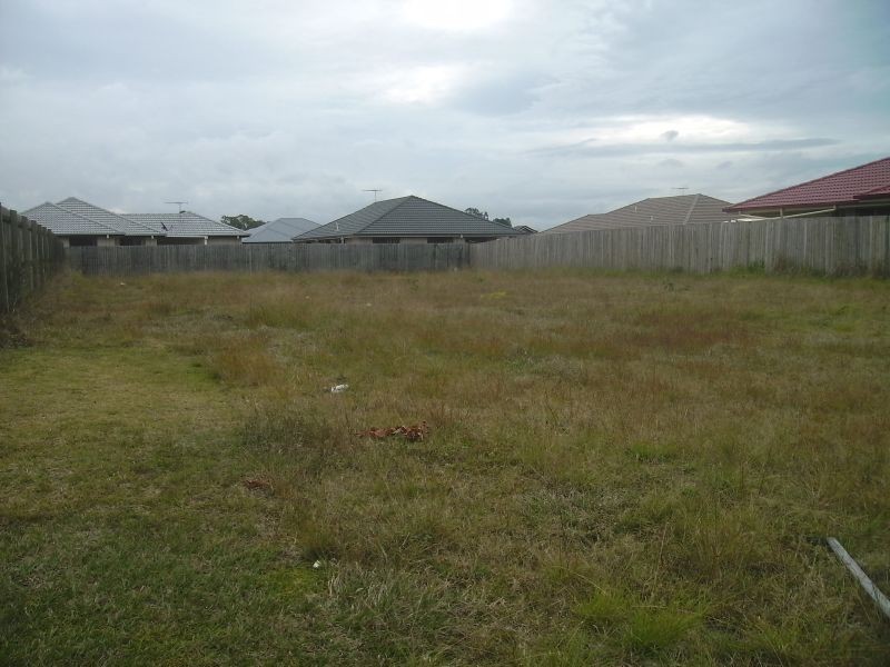 8 Eloise Place, Burpengary QLD 4505