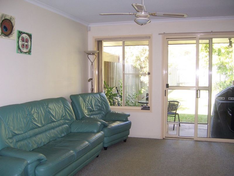 4 Farrer Court, Morayfield QLD 4506
