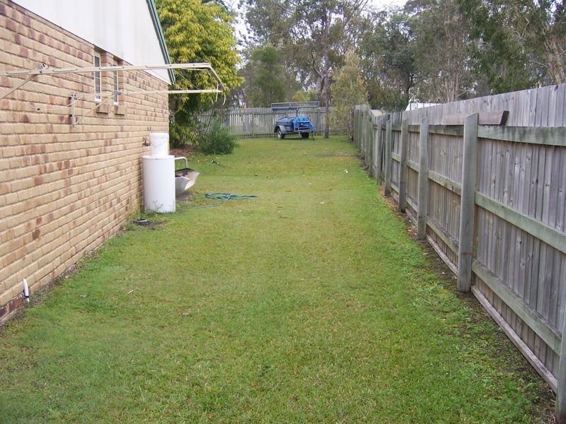 4 Farrer Court, Morayfield QLD 4506