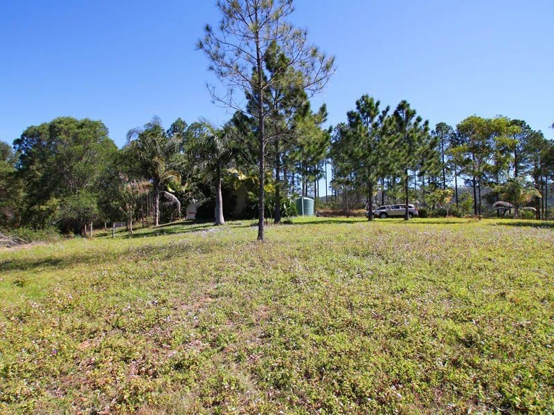 1 Mountain View Road, Moorina QLD 4506